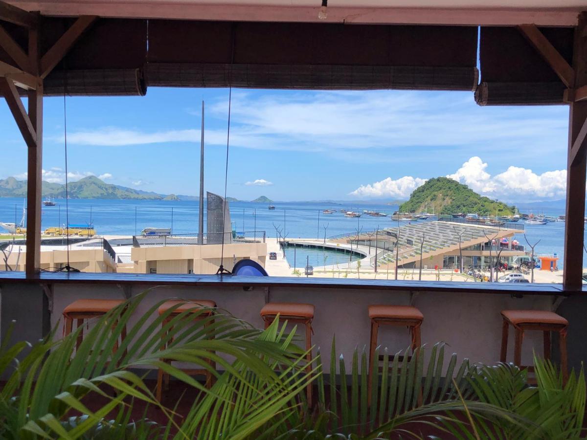 Blue Ocean Hotel Labuan Bajo Buitenkant foto