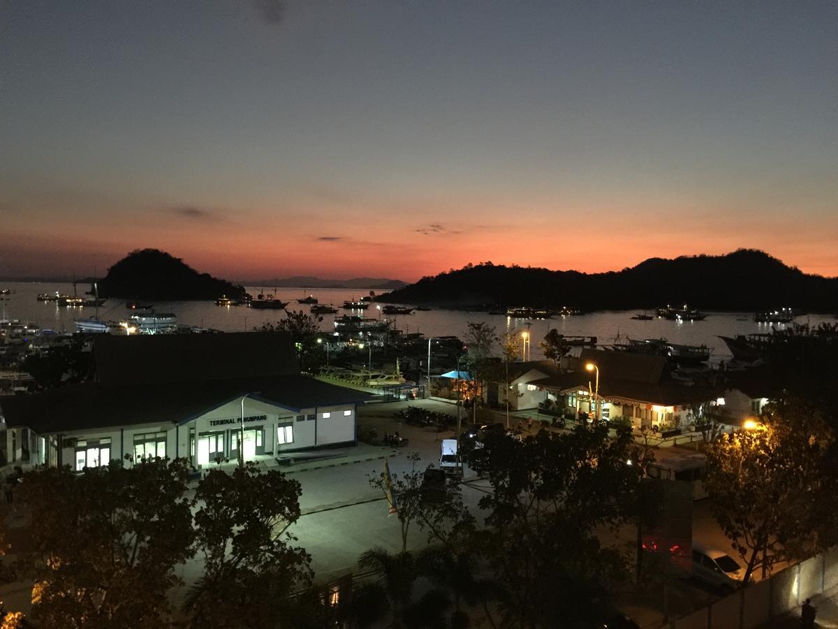 Blue Ocean Hotel Labuan Bajo Buitenkant foto